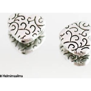 Metallihelmi sydän antiikkihopea n. 18x15 mm, paksuus 3,7 mm, 1 kpl