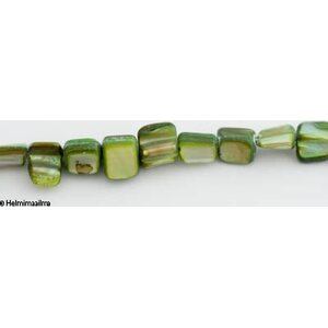 Simpukankuorihelmi nugetti limenvihreä n. 8 mm, n. 35 cm nauha