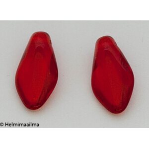 Tsekkiläinen lasihelmi punainen 15 x 7 mm tikari / pisara, 20 kpl