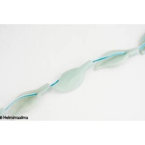 Amatsoniitti lehti riipus / helmi n. 16x42 mm, 1 kpl