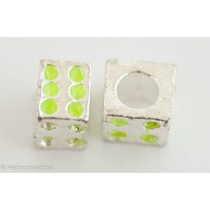 Pandora metallihelmi noppa limenvihreillä pisteillä 6 x 8 x 8 mm, 1 kpl