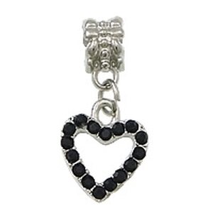 Pandora riipus sydän 13 x 15 mm mustilla kristalleilla platinanvärinen, 1 kpl