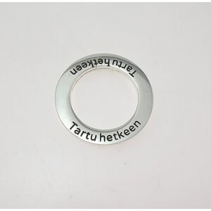 Metallihelmi / rengas "Tartu hetkeen" hopeanvärinen 22 mm, 1 kpl