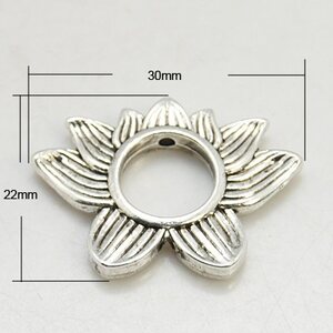 Kehyshelmi kukka 22 x 30 x 4 mm, antiikkihopea, 2 kpl
