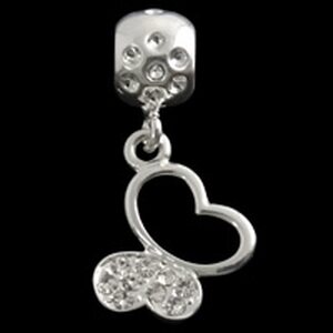 Pandora riipus perhonen kirkkailla kristalleilla 14,5 x 29 mm hopeanvärinen, 1 kpl