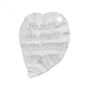 Riipus "Fly with the angels dance amongst the stars" hopeanvärinen 47 x 33 mm, 1 kpl