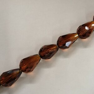 Fasettihiottu pisarahelmi ruskea AB-päällystetty 15x10 mm, 2 kpl