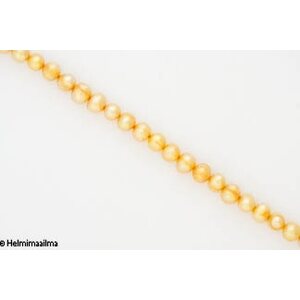Makeanvedenhelmi keltainen pyöreähkö 4-5 mm, n. 37 cm nauha