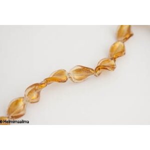 Hopeafoliohelmi twist kulta n. 15x20 mm, 1 kpl