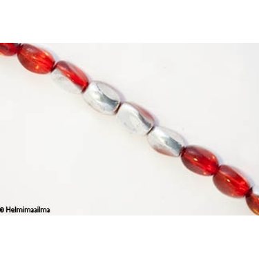 Kristallihelmi twist punainen puolihopeoitu 10x13 mm, n. 34 cm nauha