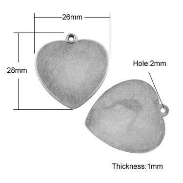 Riipus sydän hopeanvärinen 28x26x1mm, reikä: 2mm, 2 kpl