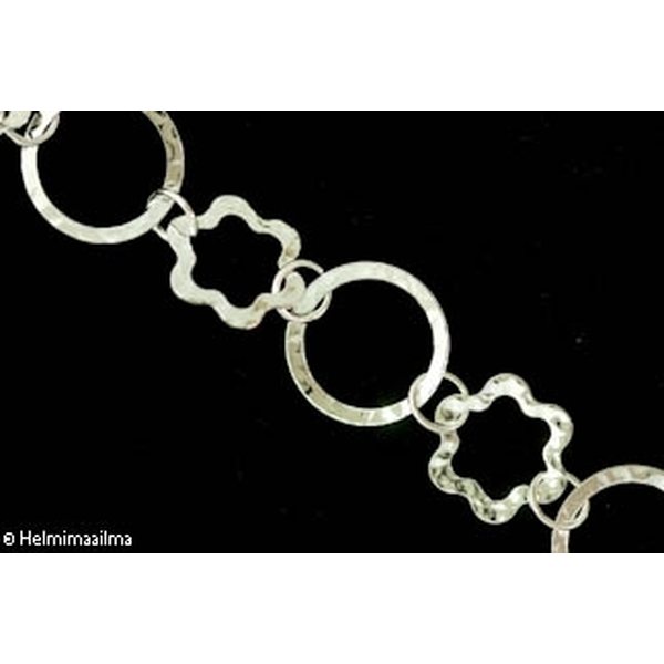 Suurilenkkinen ketju, 20x20x0.5mm,19x17x0.5mm hopeoitu, 1 metri