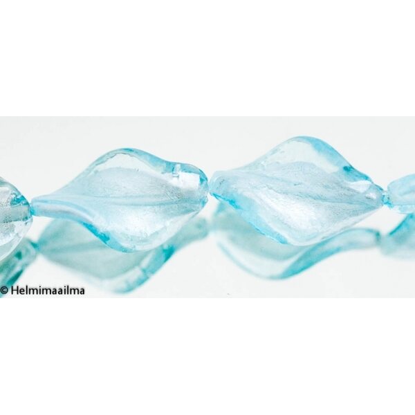 Hopeafoliohelmi twist turkoosi n. 18x12 mm, 1 kpl