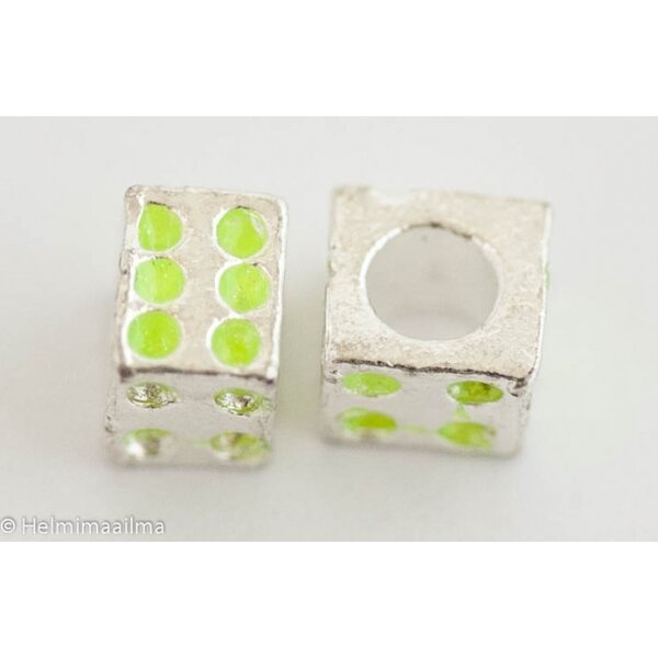 Pandora metallihelmi noppa limenvihreillä pisteillä 6 x 8 x 8 mm, 1 kpl