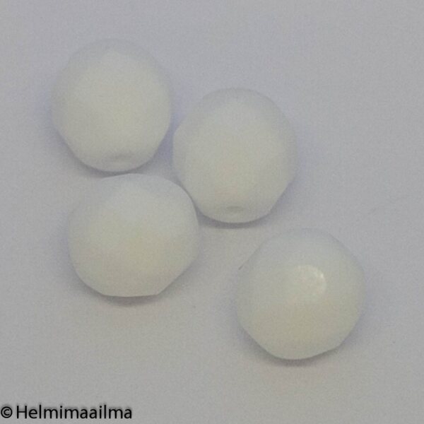 Tsekkiläinen lasihelmi särmikäs 8 mm valkoinen, 20 kpl