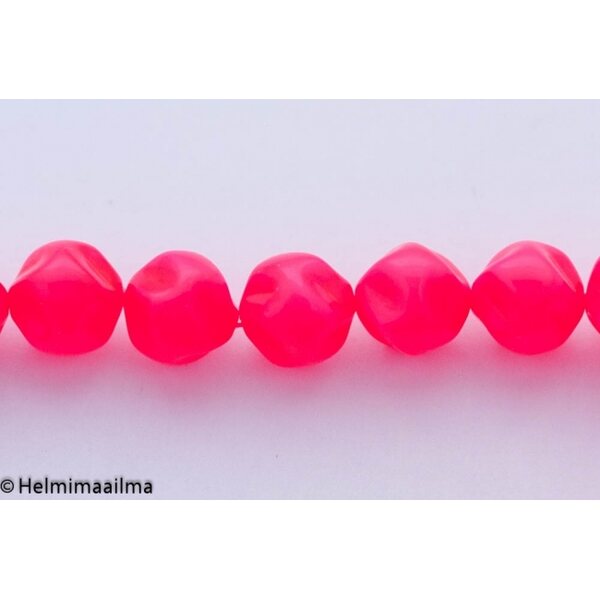 Tsekkiläinen lasihelmi nugetti n. 12 x 12 mm neonpinkki, 10 kpl