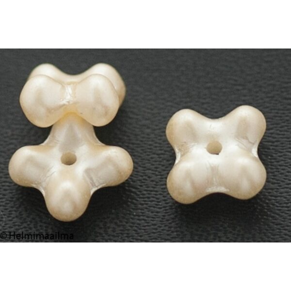 Estrela Tsekkiläinen 4-apila helmiäislasihelmi 7 x 4 mm, kermanvalkoinen (ivory), 10 kpl