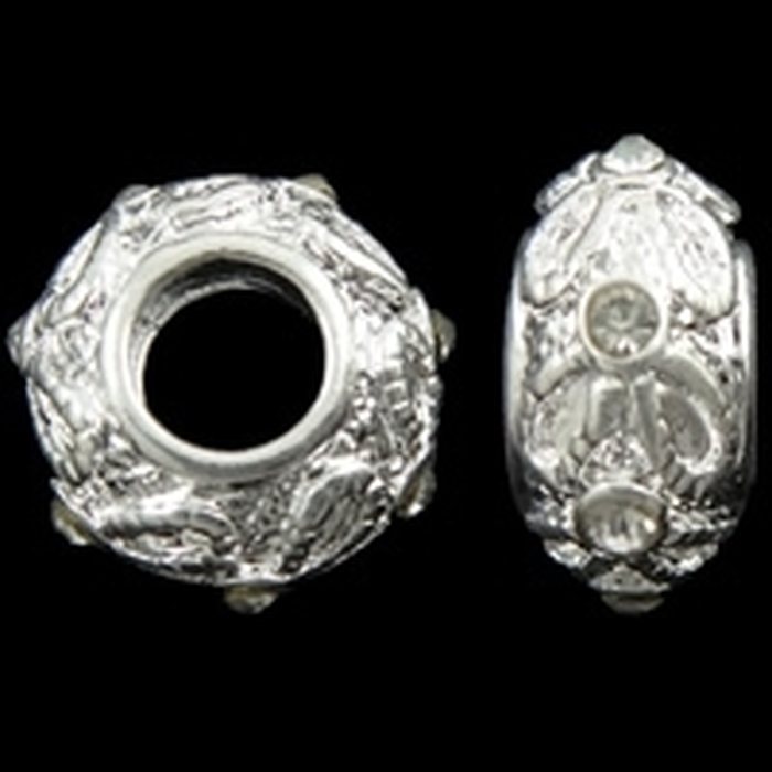 Pandora metallihelmi kirkkailla kristalleilla hopeanvärinen 13 x 7 mm, 1 kpl