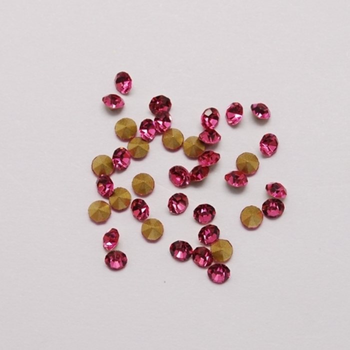 Chaton pyöreä hot pink 3~3,2 mm (PP24), 1 gramma